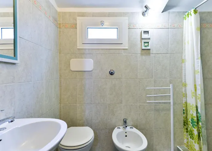 La Paradisa-1 By Interhome * Nisporto